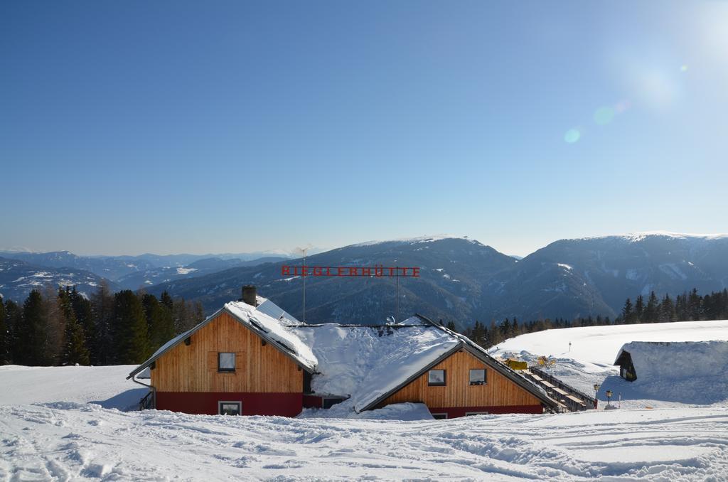 Gasthaus Rieglerhuette Sankt Lorenzen ob Murau Eksteriør billede