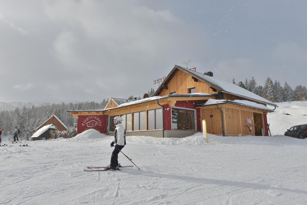 Gasthaus Rieglerhuette Sankt Lorenzen ob Murau Eksteriør billede
