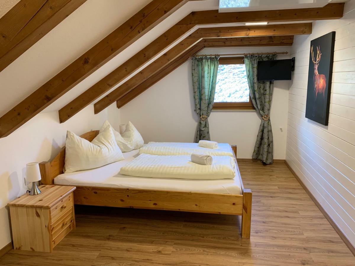 Gasthaus Rieglerhuette Sankt Lorenzen ob Murau Eksteriør billede